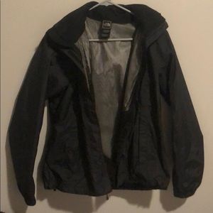 Women’s Northface rain jacket